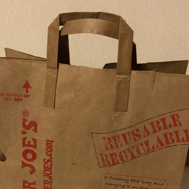 トレーダージョーズ 紙袋 プラス100円 レディースのバッグ(ショップ袋)の商品写真