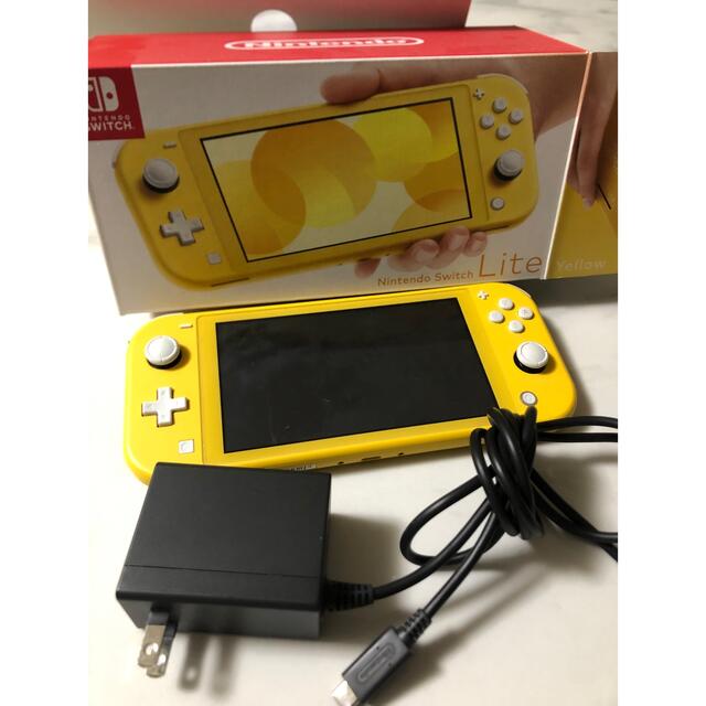 Nintendo Switch(ニンテンドースイッチ)の任天堂Switch Light エンタメ/ホビーのゲームソフト/ゲーム機本体(家庭用ゲーム機本体)の商品写真