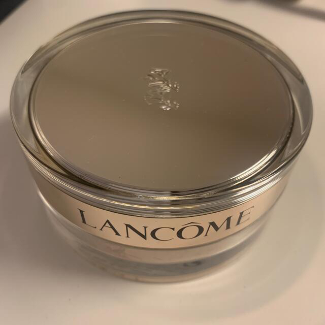 LANCOME(ランコム)のアプソリュ パウダー　02 ※未使用です！ コスメ/美容のベースメイク/化粧品(フェイスパウダー)の商品写真