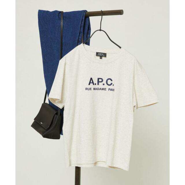 A.P.C(アーペーセー)のフリークスストア A.P.C.  別注Rue-Madame T レディースのトップス(Tシャツ(半袖/袖なし))の商品写真