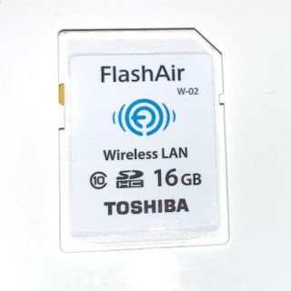 トウシバ(東芝)のTOSHIBA FlashAir フラッシュエアー SDカード 16GB(ミラーレス一眼)