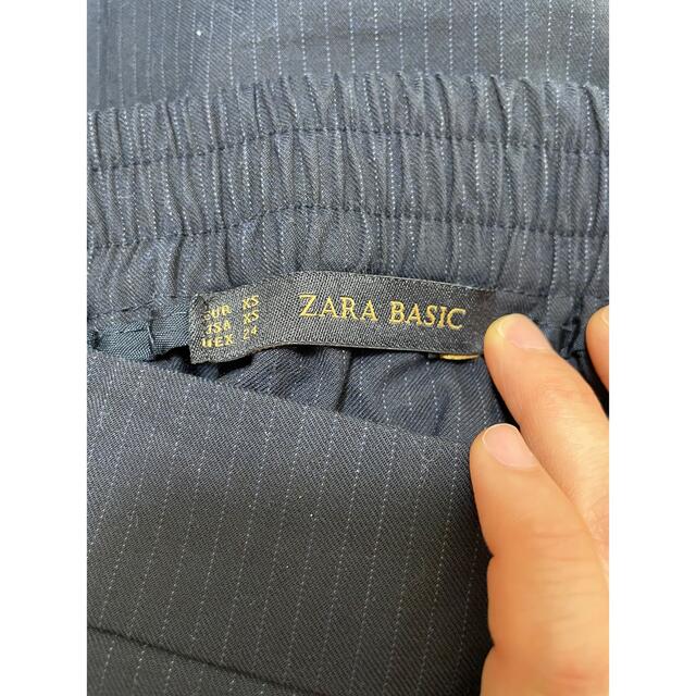 ZARA(ザラ)のストライプ　タイトスカート　ネイビー レディースのスカート(ひざ丈スカート)の商品写真