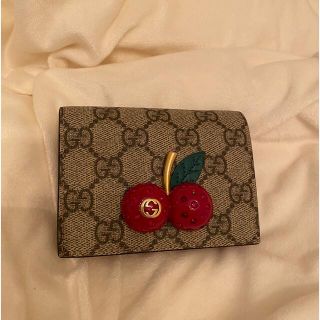 グッチ(Gucci)の［MIMI様専用］GUCCIチェリー折り畳み財布(財布)