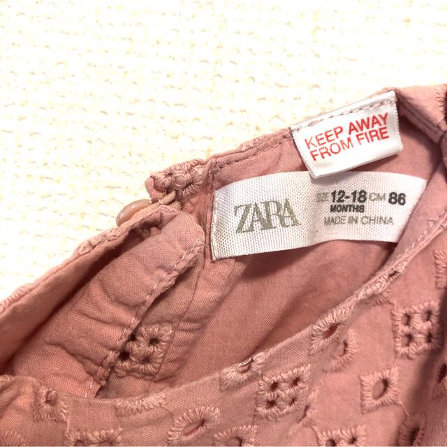 ZARA(ザラ)のZARAベビー トップス ブラウス 半袖 80 キッズ/ベビー/マタニティのベビー服(~85cm)(シャツ/カットソー)の商品写真