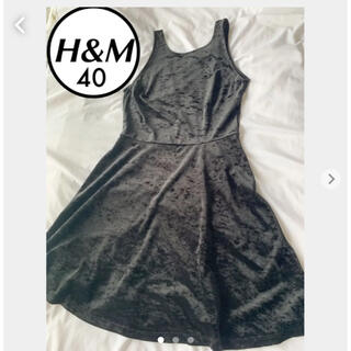 エイチアンドエム(H&M)の【H&M】ベロアミニワンピース　40サイズ　ブラック　オープンバック　パーティー(ミニワンピース)
