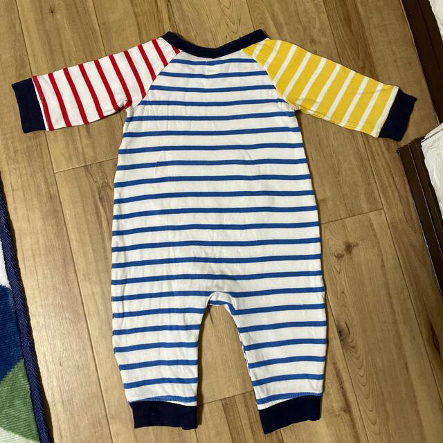 babyGAP(ベビーギャップ)のBaby Gap 長袖ロンパース　ボーダー　6〜12M キッズ/ベビー/マタニティのベビー服(~85cm)(ロンパース)の商品写真