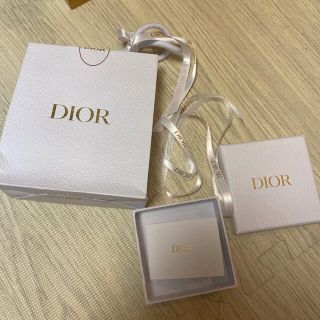 ディオール(Dior)のDIOR ディオール　ショップ袋　ピアス　箱　空箱　ラッピング　ギフト(ラッピング/包装)