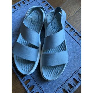 クロックス(crocs)のクロックスサンダル(サンダル)