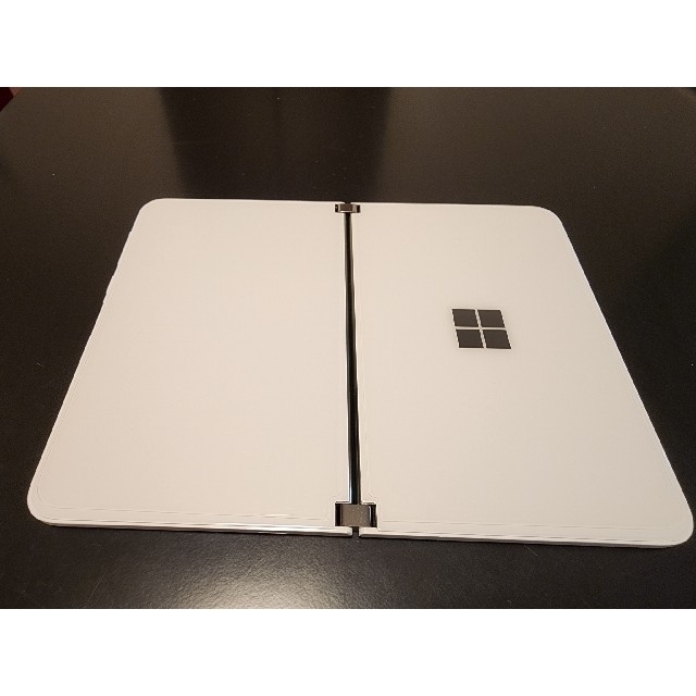 Microsoft(マイクロソフト)の【SIMロック解除済】Surface Duo AT&T版 スマホ/家電/カメラのスマートフォン/携帯電話(スマートフォン本体)の商品写真