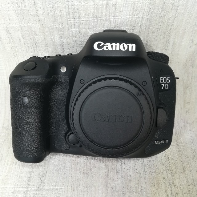 Canon EOS 7D MARK2 ボディのみ 元箱あり