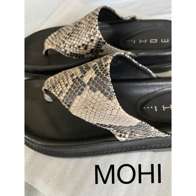 L'Appartement DEUXIEME CLASSE(アパルトモンドゥーズィエムクラス)の【MOHI/モヒ】PYTHON SANDAL レディースの靴/シューズ(サンダル)の商品写真