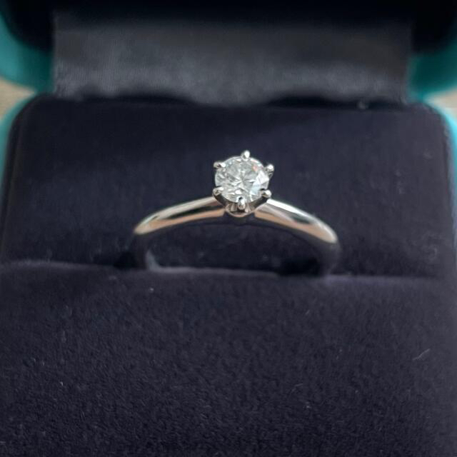 ティファニー 婚約指輪 レディースのアクセサリー(リング(指輪))の商品写真