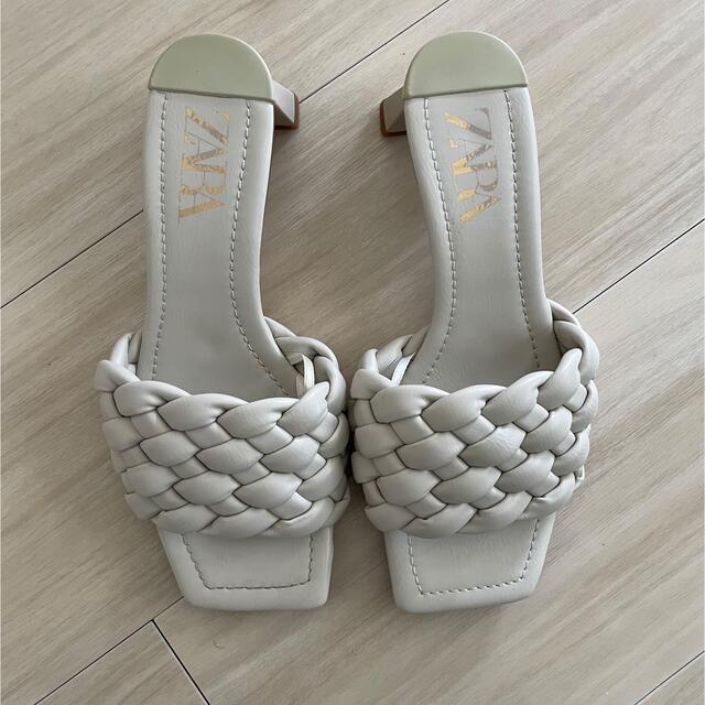 完売 zara 新品 パッド入り編み込みサンダル 38 - www.ecotours-of