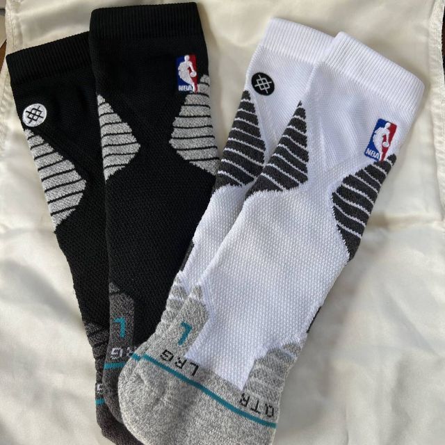 NBA バスケット STANCE スタンス 2足セット 黒と白25-28.5 メンズのレッグウェア(ソックス)の商品写真