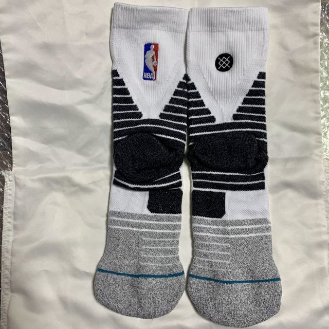 NBA バスケット STANCE スタンス 2足セット 黒と白25-28.5 メンズのレッグウェア(ソックス)の商品写真