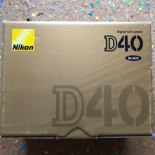 Nikon デジタル一眼レフカメラ D40 BLACK(デジタル一眼)