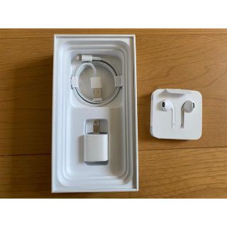 アップル(Apple)のsushi様用　iPhone11純正付属USBアダプタ&ケーブル&イヤホンセット(ヘッドフォン/イヤフォン)