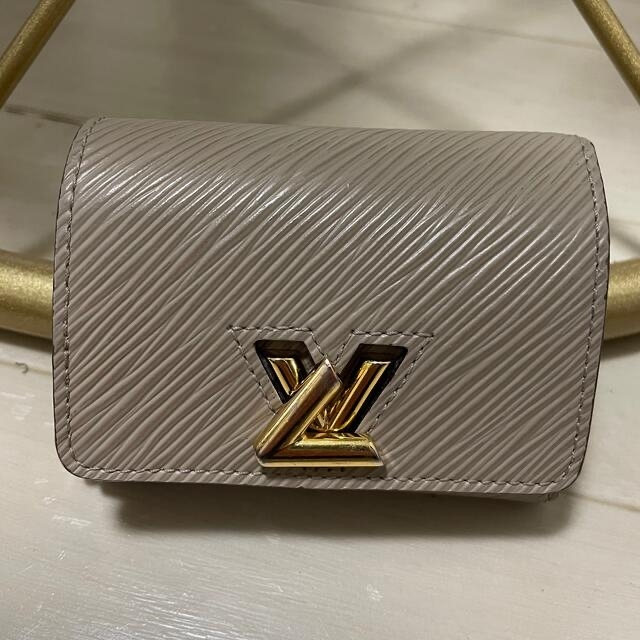 最終価格LOUIS VUITTON ツイストコンパクト