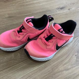 ナイキ(NIKE)のNIKE シューズ 靴 キッズ ショッキング ピンク 17cm(スニーカー)