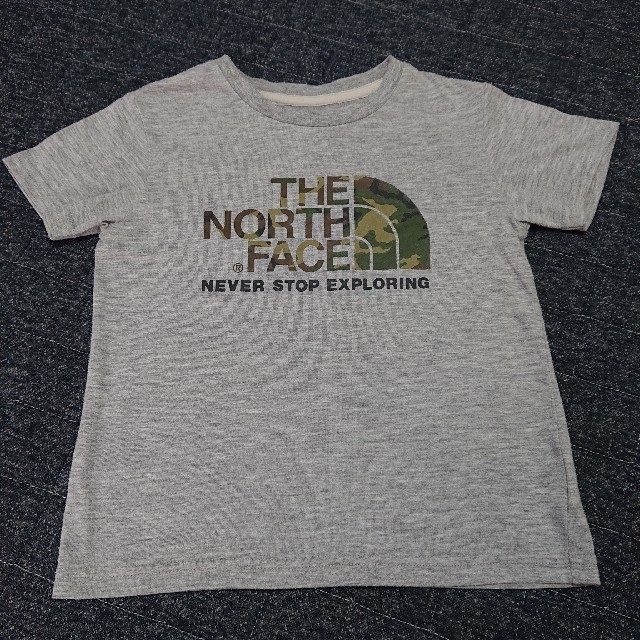 THE NORTH FACE(ザノースフェイス)のノースフェイス キッズ Tシャツ 110 キッズ/ベビー/マタニティのキッズ服男の子用(90cm~)(Tシャツ/カットソー)の商品写真