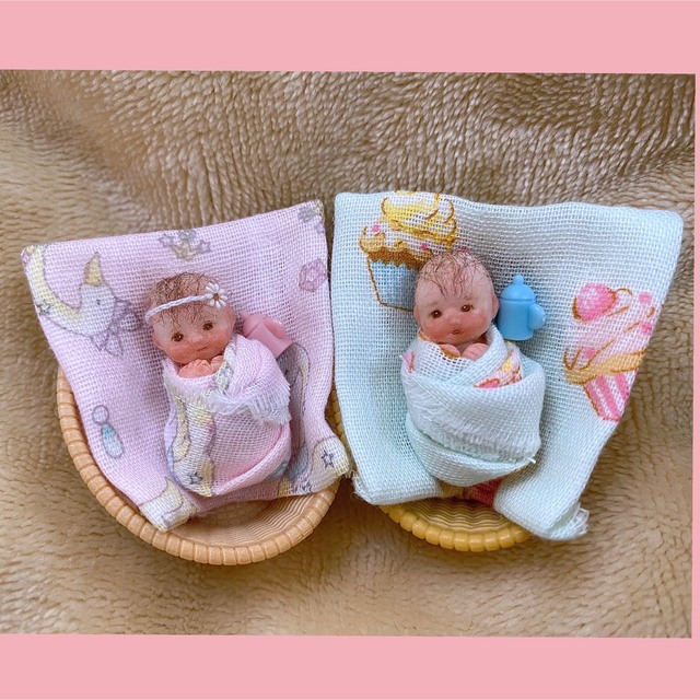 お包みミニミニベビー💛約3cm 2体の通販 by まい☆'s shop|ラクマ