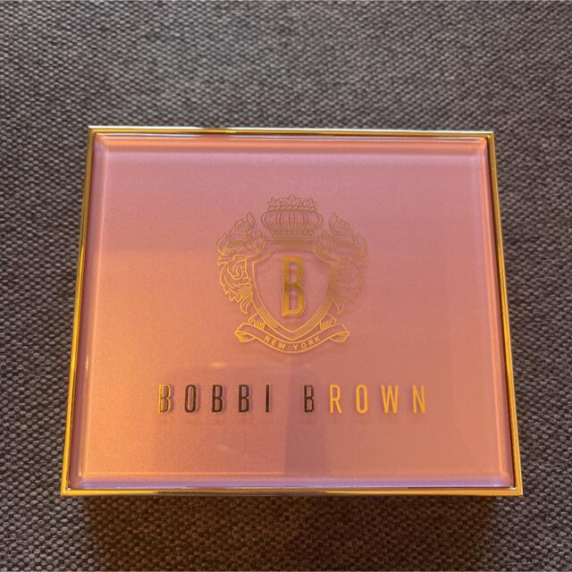 BOBBIBROWN.ピンクグロウリュクスアイシャドウパレット