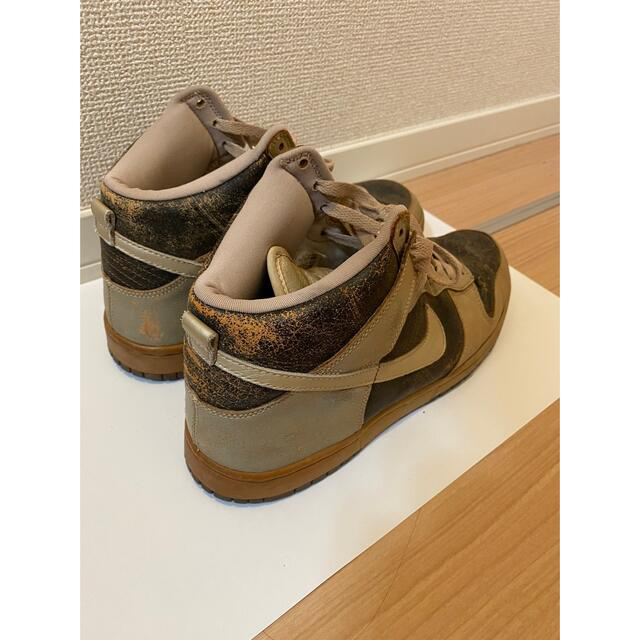 NIKE(ナイキ)のNIKE DUNK HI GRUNGE PACK DARK BROWN SAND メンズの靴/シューズ(スニーカー)の商品写真