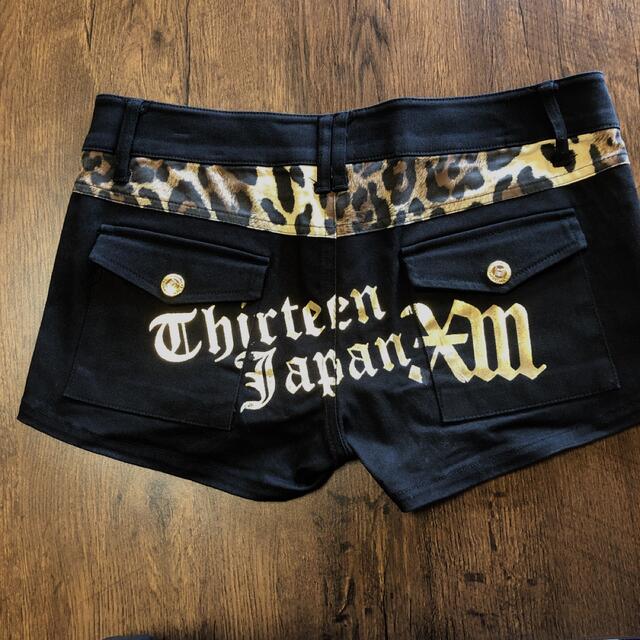 THIRTEEN JAPAN(サーティンジャパン)の激安❣️THIRTEEN JAPAN ショートパンツ美品❣️Mサイズレディス レディースのパンツ(ショートパンツ)の商品写真