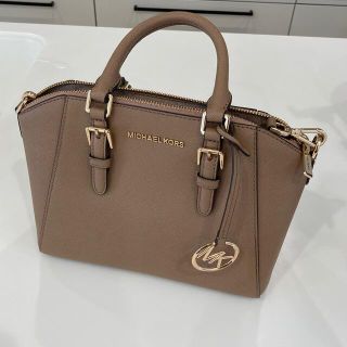 マイケルコース(Michael Kors)のマイケルコース　バッグ　キャメル(ハンドバッグ)