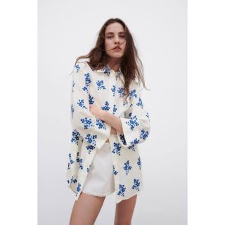 ザラ(ZARA)のZARA 花柄　シャツ(シャツ)