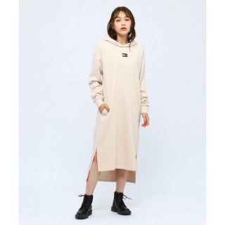 トミーヒルフィガー(TOMMY HILFIGER)のtommy jeans  ロングワンピース(ロングワンピース/マキシワンピース)