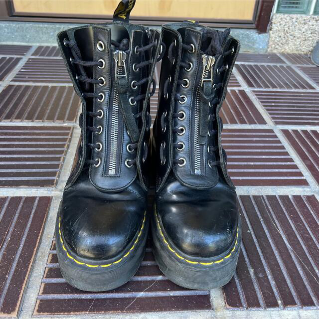 dr martens jadon クレイジーボム 厚底 8ホール ブーツ ジップ | arfak.org