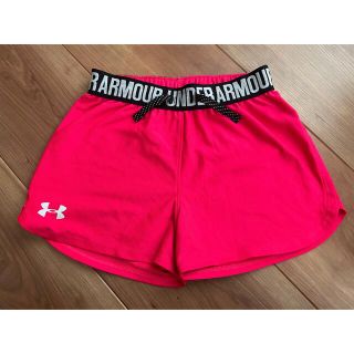 アンダーアーマー(UNDER ARMOUR)のUNDERARMOUR ショートパンツ　140サイズ　　ピンク(パンツ/スパッツ)