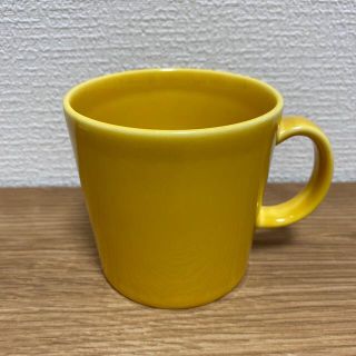 イッタラ(iittala)の【廃盤色】イッタラ　ティーマ　マグカップ　ダークイエロー(グラス/カップ)