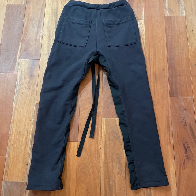 FEAR OF GOD(フィアオブゴッド)の公式限定XSサイズ！Fear of god Relaxed sweatpant  メンズのトップス(スウェット)の商品写真