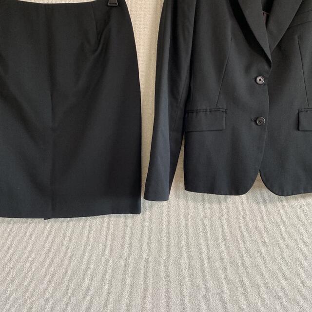 AOKI(アオキ)のレミュー スカートスーツ 上S下M W70 黒 就活 未使用に近い DMW レディースのフォーマル/ドレス(スーツ)の商品写真