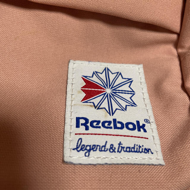 Reebok(リーボック)のReebok ウエストバッグ EDI03-CD6553 〈サーモンピンク〉 レディースのバッグ(ボディバッグ/ウエストポーチ)の商品写真