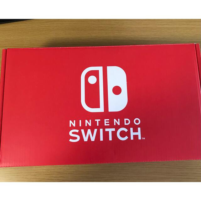 Nintendo Switch(ニンテンドースイッチ)のニンテンドースイッチ　本体 エンタメ/ホビーのゲームソフト/ゲーム機本体(携帯用ゲーム機本体)の商品写真