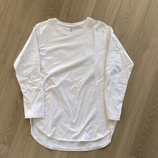 ユニクロ(UNIQLO)の裾テイルシャツ(カットソー(長袖/七分))