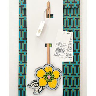 トリーバーチ(Tory Burch)の新品 未使用 トリーバーチ バッグ　チャーム フラワー TORYBURCH(チャーム)