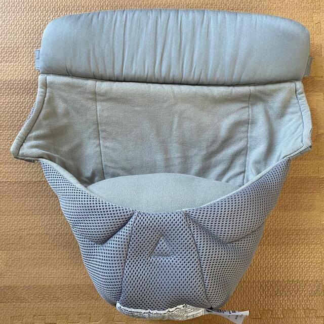 Ergobaby(エルゴベビー)の美品　エルゴベビー(Ergobaby) インファントインサートIII  キッズ/ベビー/マタニティのキッズ/ベビー/マタニティ その他(その他)の商品写真