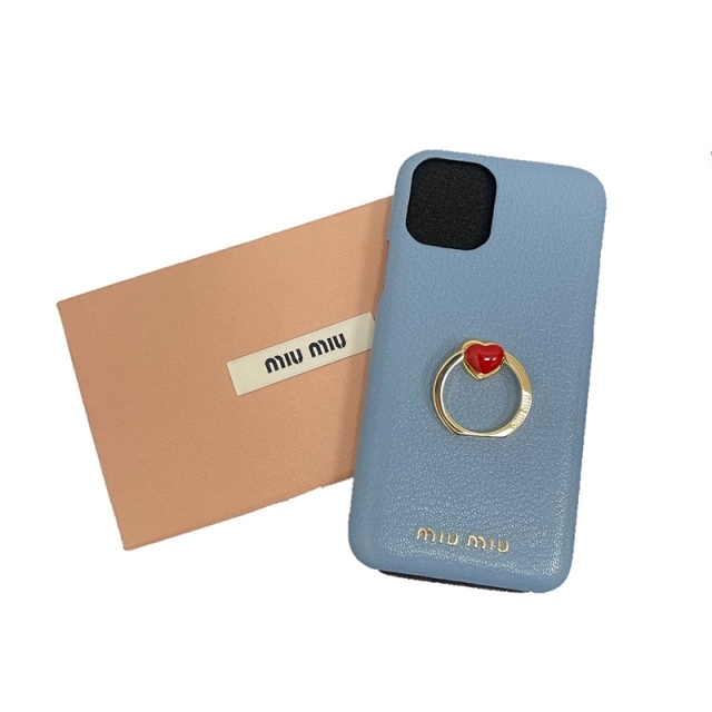 miumiu(ミュウミュウ)のミュウミュウ miu miu マドラスレザー　iPhone12/12 【中古】 レディースのファッション小物(その他)の商品写真