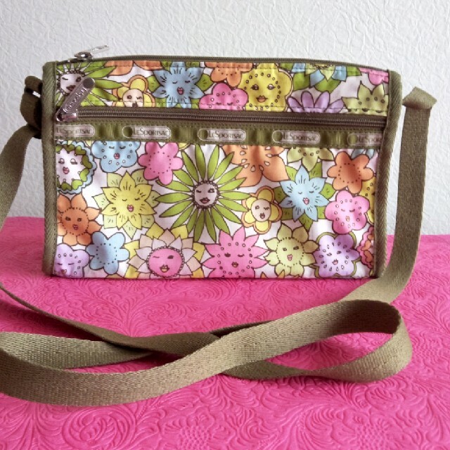 LeSportsac - お値下げ レスポートサックショルダーの通販 by ebs's ... 値下げ❗️レスポートサック ショルダーバッグ