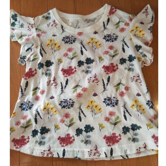 100cm花柄Tシャツ キッズ/ベビー/マタニティのキッズ服女の子用(90cm~)(Tシャツ/カットソー)の商品写真