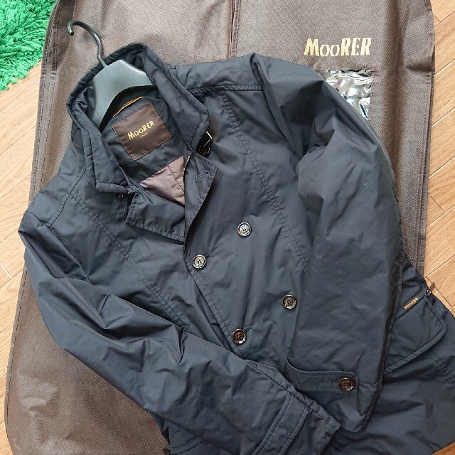 ムーレー  MOORER NABUCCO ダブルブレスト ナイロンジャケット メンズのジャケット/アウター(ピーコート)の商品写真