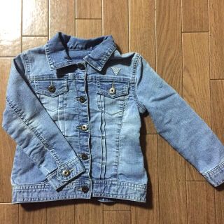 ゲス(GUESS)のguess デニムジャケット　100(ジャケット/上着)