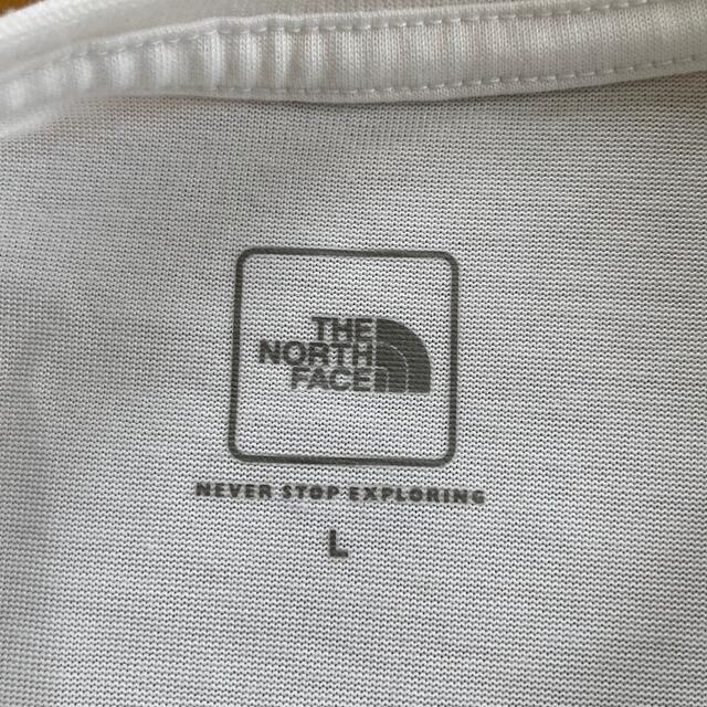 THE NORTH FACE(ザノースフェイス)のノースフェイス　Tシャツ　白 レディースのトップス(Tシャツ(半袖/袖なし))の商品写真