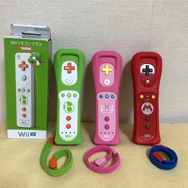 【美品】Wiiリモコンプラス　マリオ　ピーチ　ヨッシー　3本セットのサムネイル