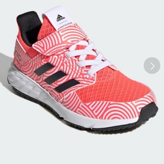 adidas(アディダス)の新品 adidas アディダス スニーカー 22.5 ジュニア レディース キッズ/ベビー/マタニティのキッズ靴/シューズ(15cm~)(スニーカー)の商品写真