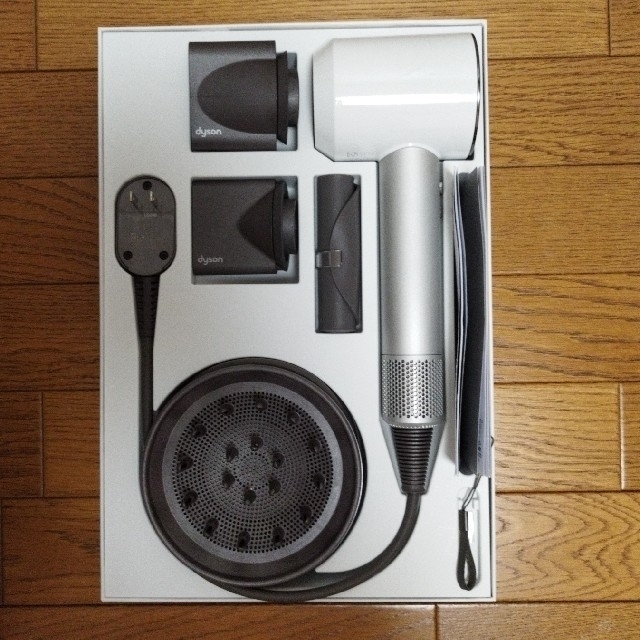 Dyson Supersonic HD01 - ドライヤー
